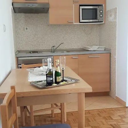 Appartamento Vidos Makarska